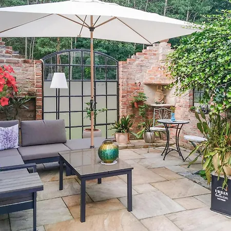 1 Bedroom Gorgeous In *